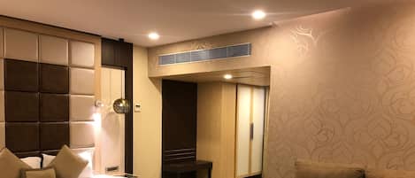 Club Room