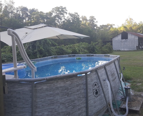 Private, 1 Mile to Poe, 4 miles to Blue, 6 Miles to Ginnie. Tent/Camper camping