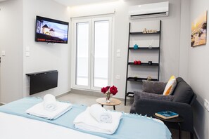 Interior - Modern Newly Built Studio near Hilton (Athens)