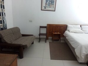 Couples dining - Chirundu Valley Motel  (Hurungwe)