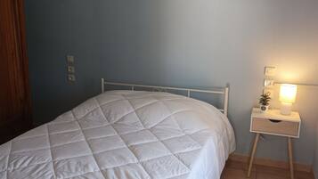 1 bedroom, iron/ironing board