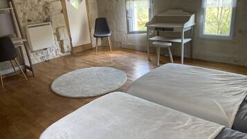 2 slaapkamers, een strijkplank/strijkijzer, wifi, beddengoed