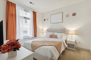 1 chambre, fer et planche à repasser, Wi-Fi, draps fournis
