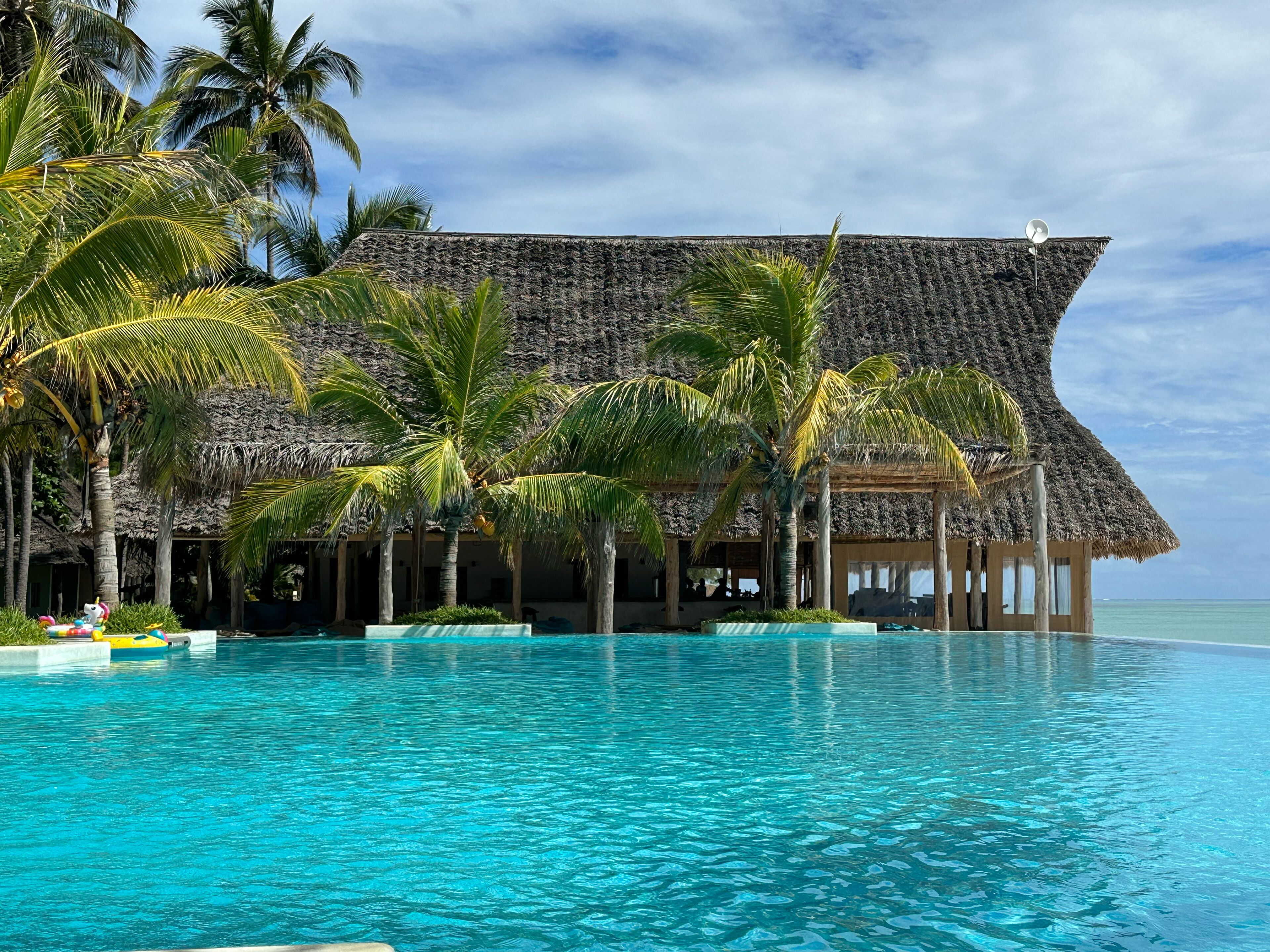 Individually decorated, individually furnished, travel cot, free WiFi