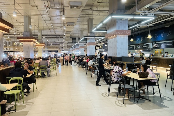 Food-Court