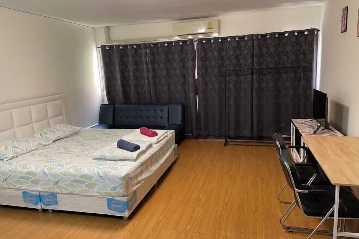 1 phòng ngủ, bộ đồ giường cao cấp, bàn