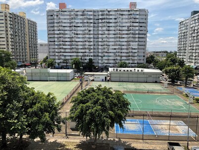 Muangthong C3, C4 near Impact by Anna