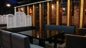 Restaurant - Viet Star Buffet Club & Marvel Hostel (Ho Chi Minh City)