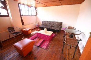 Arcade - Casona Tordo (Cusco)