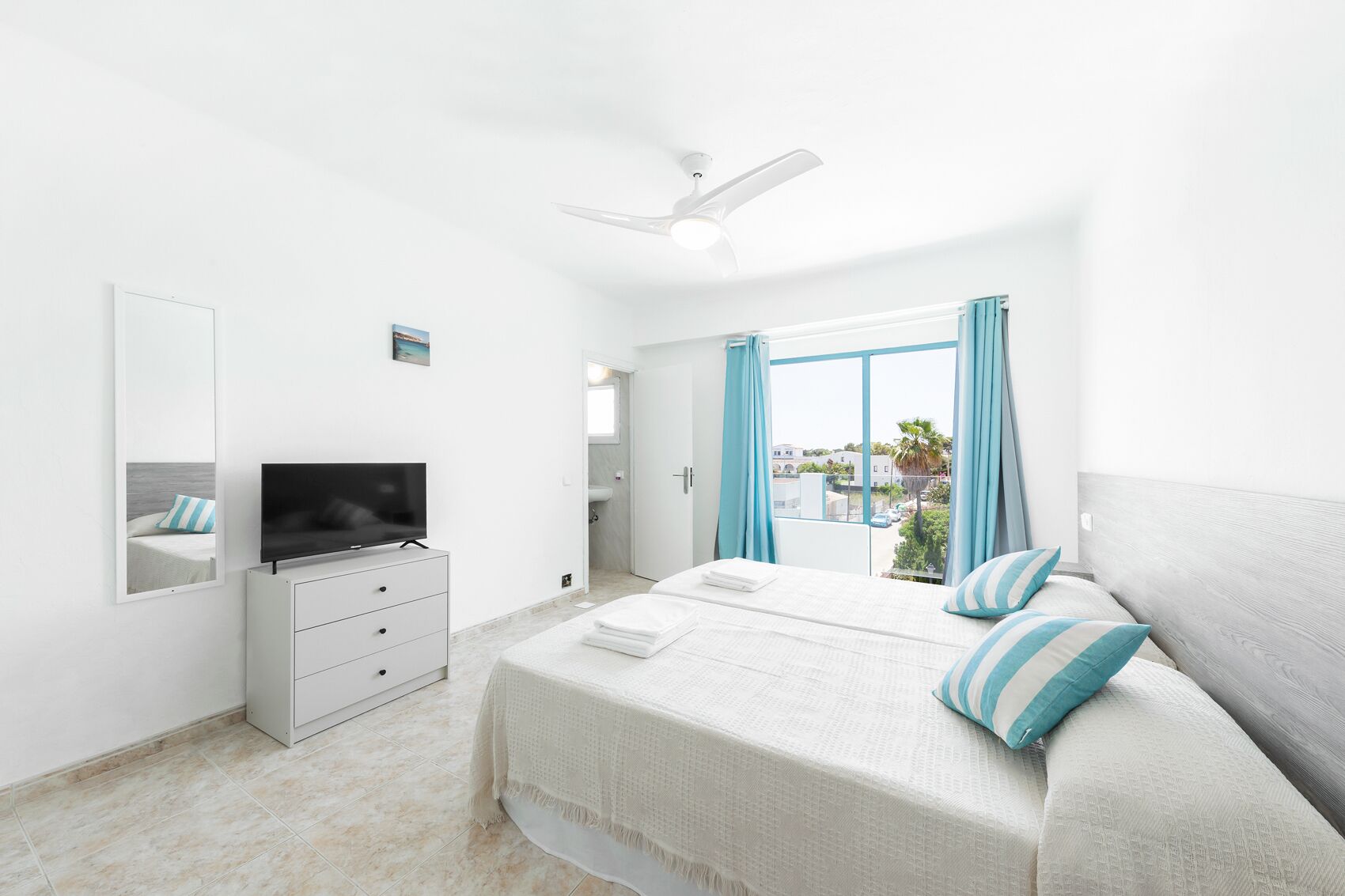 Foto - Hostal Cala Llombards