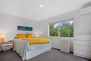 3 Schlafzimmer, Bügeleisen/Bügelbrett, WLAN, Bettwäsche