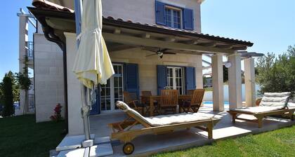 Villa Mala Murter with the swimming pool