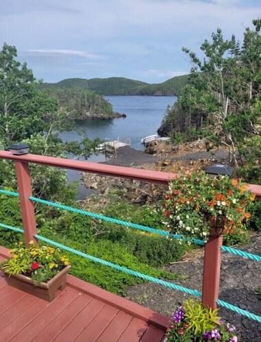 Hatchet Harbour Vacation Home