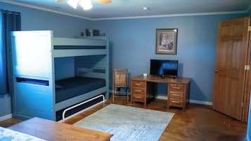 1 habitación, escritorio, tabla de planchar con plancha y wifi gratis