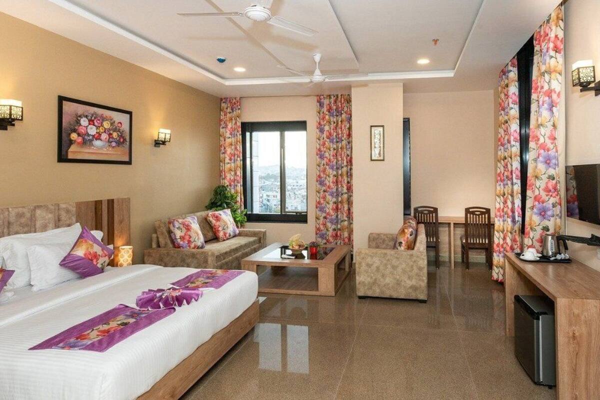 Honeymoon Room | 1 bedroom, premium bedding, down duvets, memory-foam beds