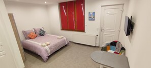 1 dormitorio, wifi, ropa de cama