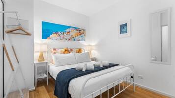 2 bedrooms, iron/ironing board, travel cot, WiFi