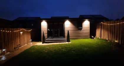 Ivy guest house - double room near Roundhay Park
