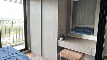 1 bedroom, iron/ironing board, WiFi, bed sheets