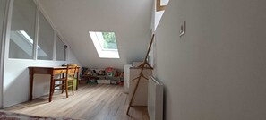 2 bedrooms, iron/ironing board, travel crib, free WiFi - Maison Avec Terrasse vue sur la Meije (Auris en Oisans - Les Châtains)