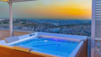 Deluxe-Apartment | Eigener Whirlpool