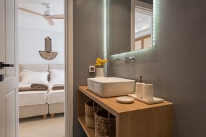 Room - Dreamy 5 BDR Antiparos pool villa  (Antiparos)
