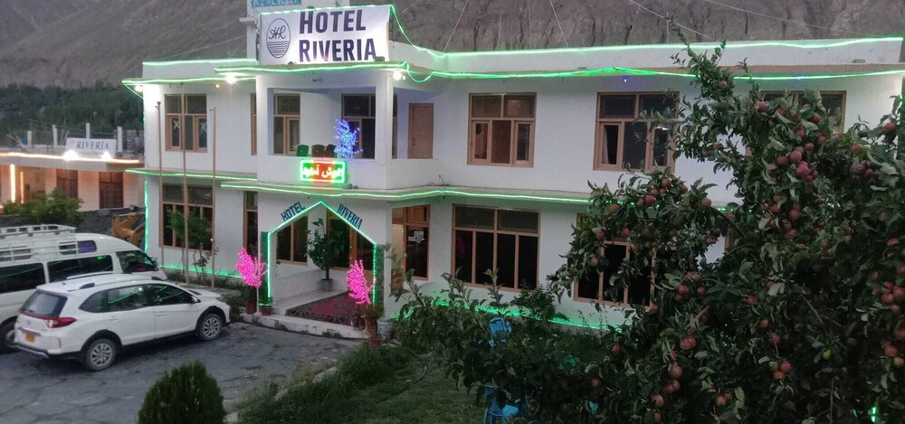 Riveria Hotel image
