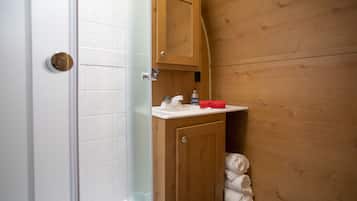 Comfort Suite | 1 bedroom, premium bedding, down comforters, individually decorated