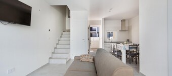 Bina House by BarbarHouse