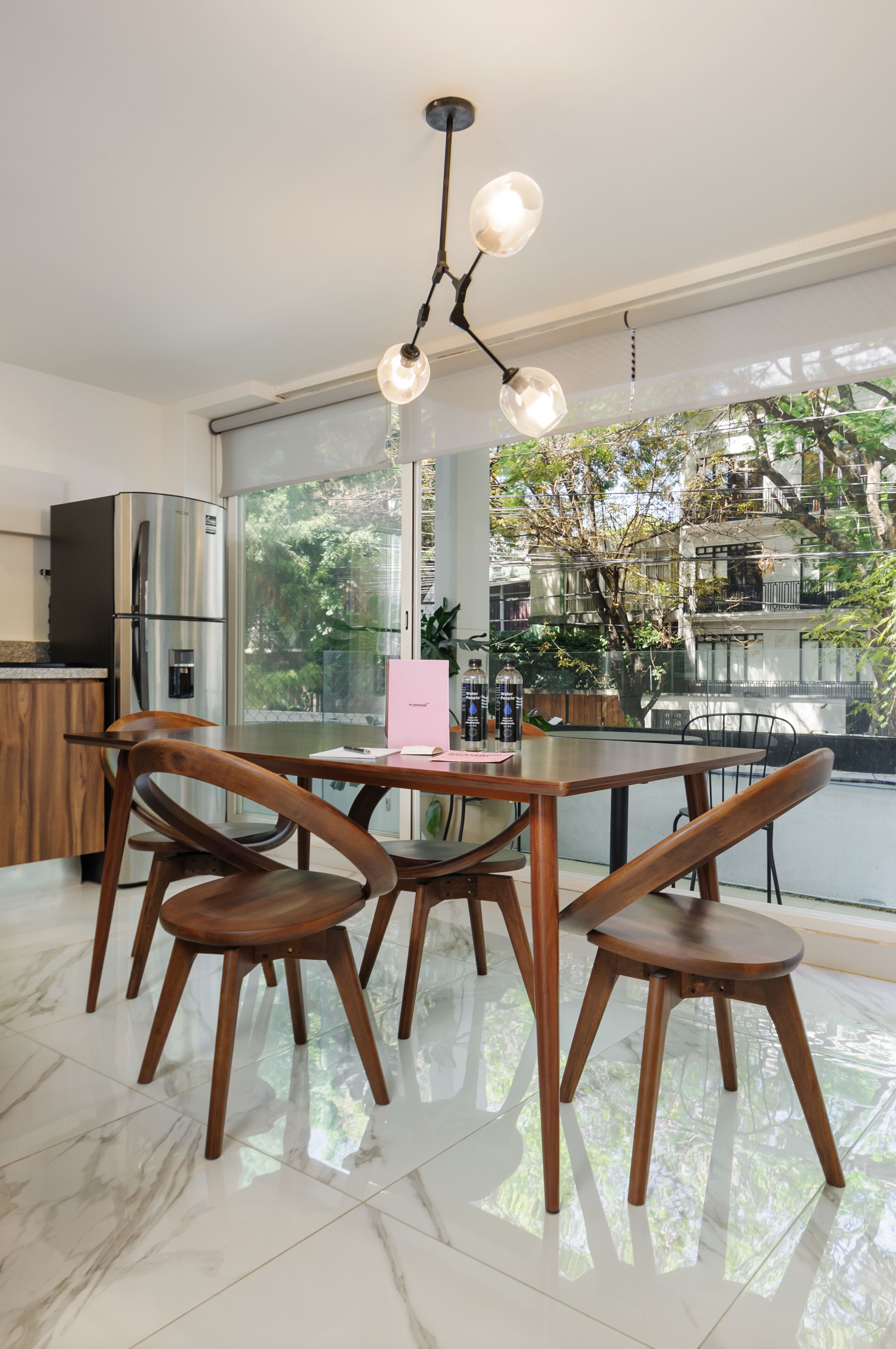 Departamento, balcón (201) | Cocina privada | Refrigerador con congelador, microondas, horno y parrilla de estufa 