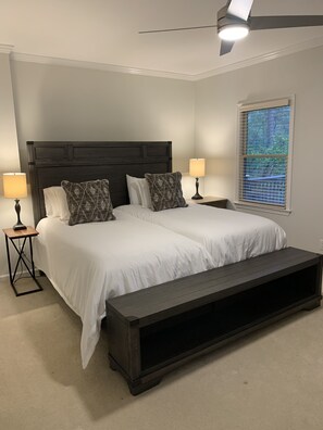 4 bedrooms, iron/ironing board, WiFi, bed sheets - Private Big Canoe home with hot tub  (Jasper)