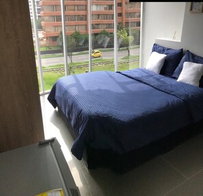1 bedroom, free WiFi, bed sheets - Loft Comodo, Iluminado en Usaquen (Bogotá)