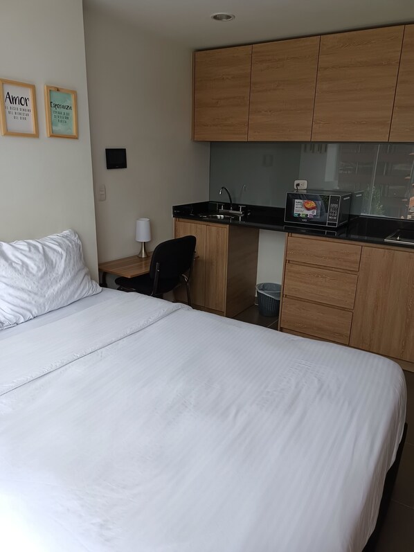 1 bedroom, free WiFi, bed sheets - Loft Comodo, Iluminado en Usaquen (Bogotá)