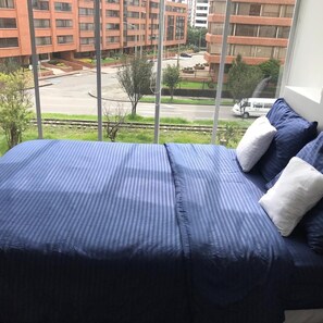 1 bedroom, free WiFi, bed sheets - Loft Comodo, Iluminado en Usaquen (Bogotá)