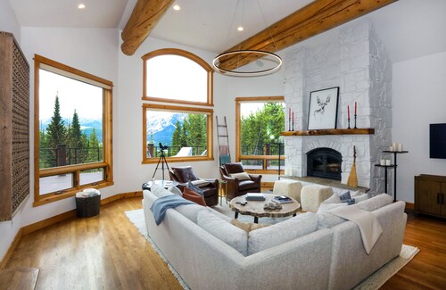 Mountain Top Serenity