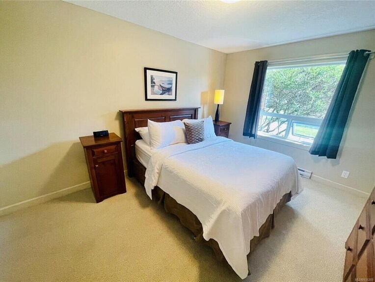 Ocean View Townhome - Sooke Harbour Marina - Sooke