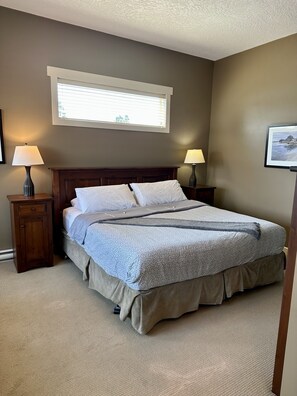 2 Schlafzimmer, Bügeleisen/Bügelbrett, Reisekinderbett, kostenloses WLAN
