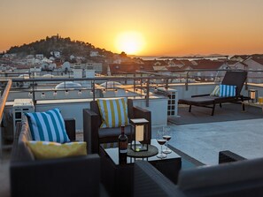 Terrace/patio - Vila Burin - four star villa with private pool, rooftop hot tub and parking (Tribunj)