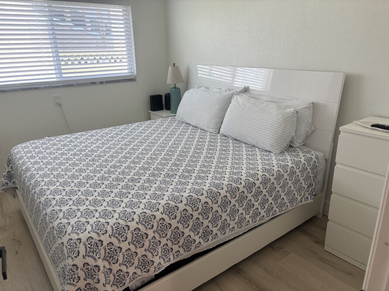 1 bedroom, desk, iron/ironing board, travel crib