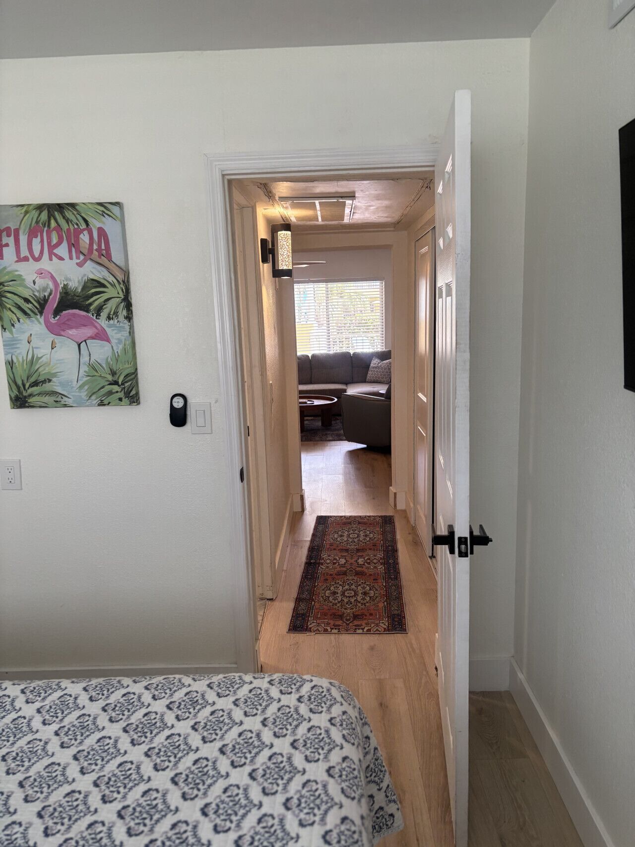 1 Schlafzimmer, Schreibtisch, Bügeleisen/Bügelbrett, Reisekinderbett