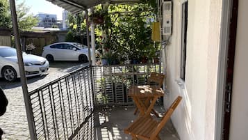屋外ダイニングエリア