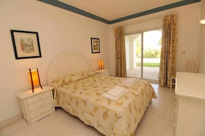 2 Schlafzimmer, BĂŒgeleisen/BĂŒgelbrett, Reisekinderbett, kostenloses WLAN