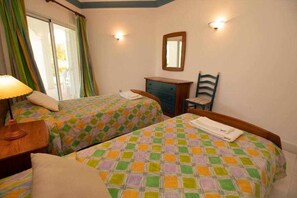 2 bedrooms, iron/ironing board, travel crib, free WiFi