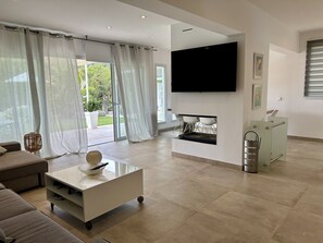 تلفزيون ذكي، مدفأة