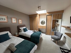 2 bedrooms, travel crib, WiFi, bed sheets