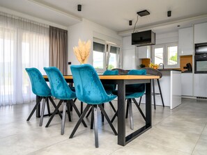 Dining - Rest for the soul by Interhome (Imotski)