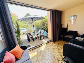 Living area - seaside apartment ☀️ (Saint-Mandrier-sur-Mer)