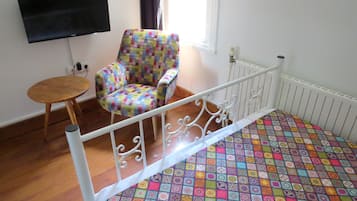 Superior-Studio | Hochwertige Bettwaren, kostenlose Minibar, individuell dekoriert