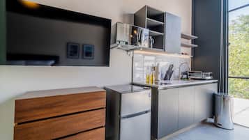 Studio (301) | Television