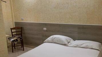 6 chambres, fer et planche Ă repasser, Wi-Fi, draps fournis